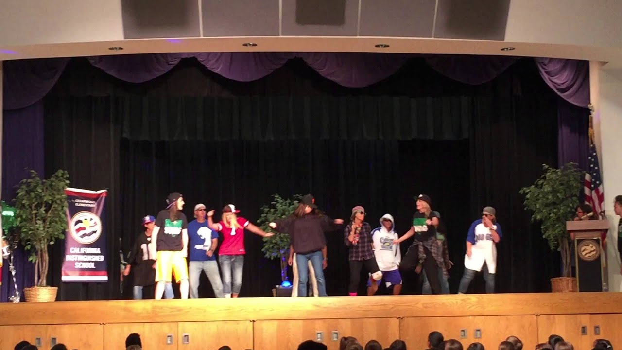 Cedarwood Elementary School teachers doing the Nae Nae. Go Hawks!!! YouTube