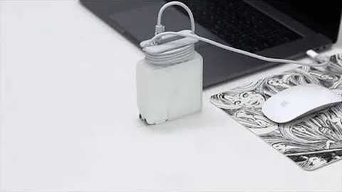 MacBook Power Adapter Case with Cord Winder