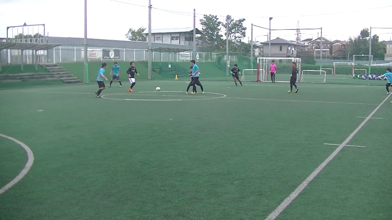 19 10 日 練習試合 グラマード浦和 人工芝 Vs 烏天狗 関東2部 3 1から4 0になり旋回ワンツーからのクロスでゴールらのゴール Youtube