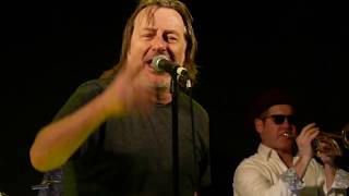 Southside Johnny & The Asbury Jukes - I Don't Want To Go Home. Holmfirth 2019