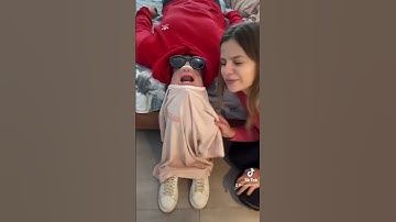 Thumbnail of MATTI DIVENTA UNO GNOMO CANTANTE - Ninna e Matti Shorts