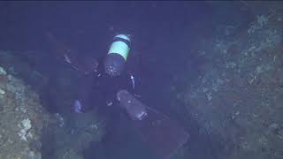 Buceo en "La cueva de mármol" en Calabardina (Águilas) Murcia
