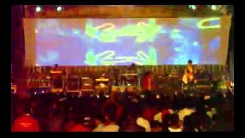 j rocks madu dan racun   jateng fair closing 2013   prpp semarang