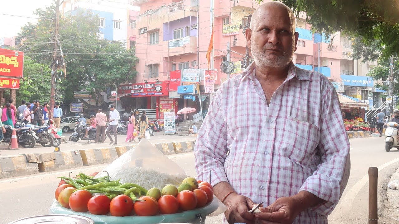 60 Years Old Man Selling Bhel Puri on Road Side | rs 20 only | Hard working Street Food Vendors | Street Food Zone