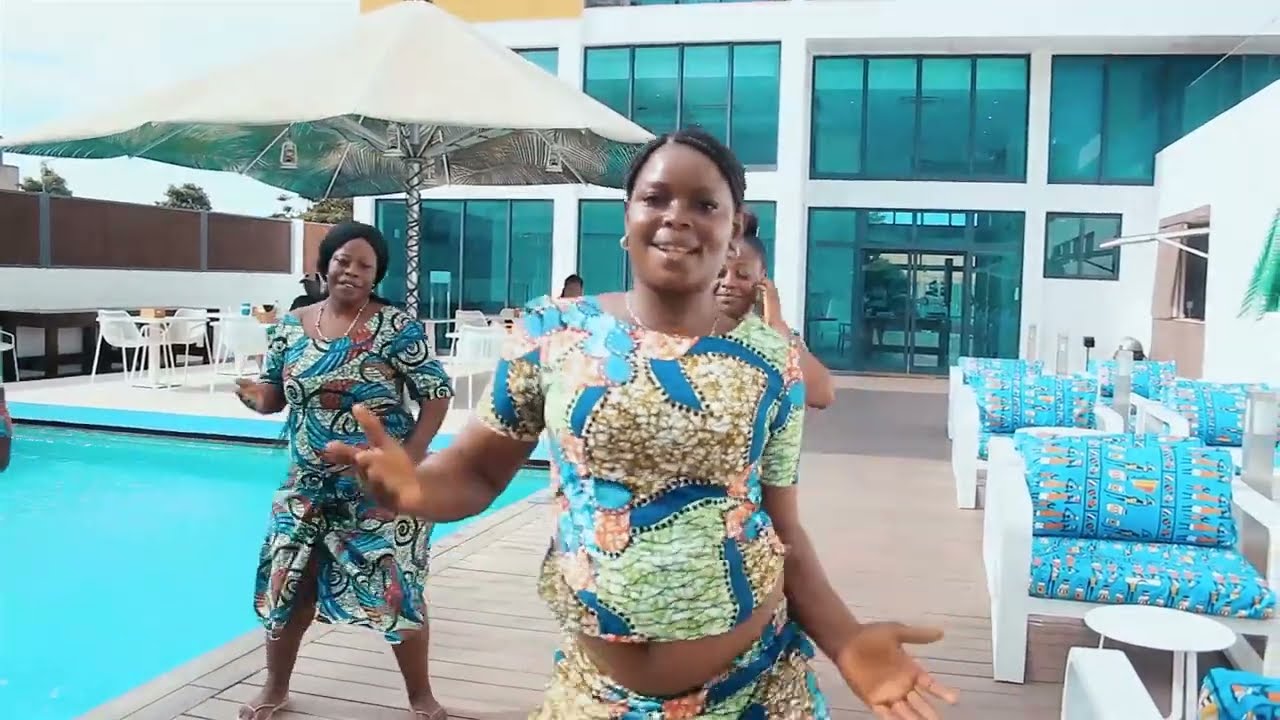 Kintueni Tunga Nzola Ku Matanga (Mana Bela)2022