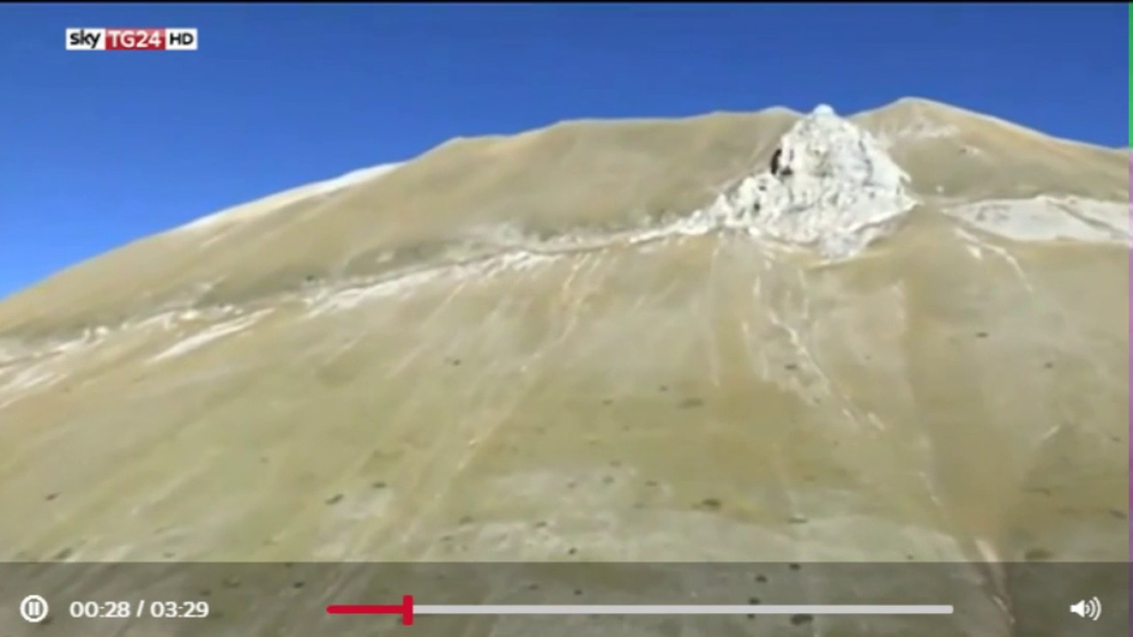 Monte Vettore, la montagna spaccata dal terremoto