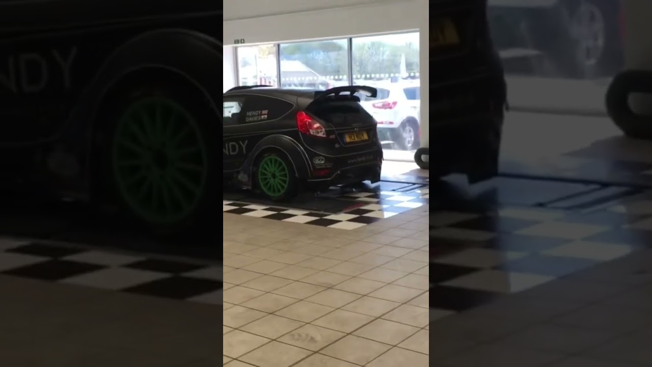 Steve hendy of Hendy Ford&rsquo;s Ford fiesta R5 we wrapped for them