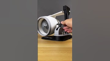 Creative desktop JetFan - equipped with a humidifier and red tail lights