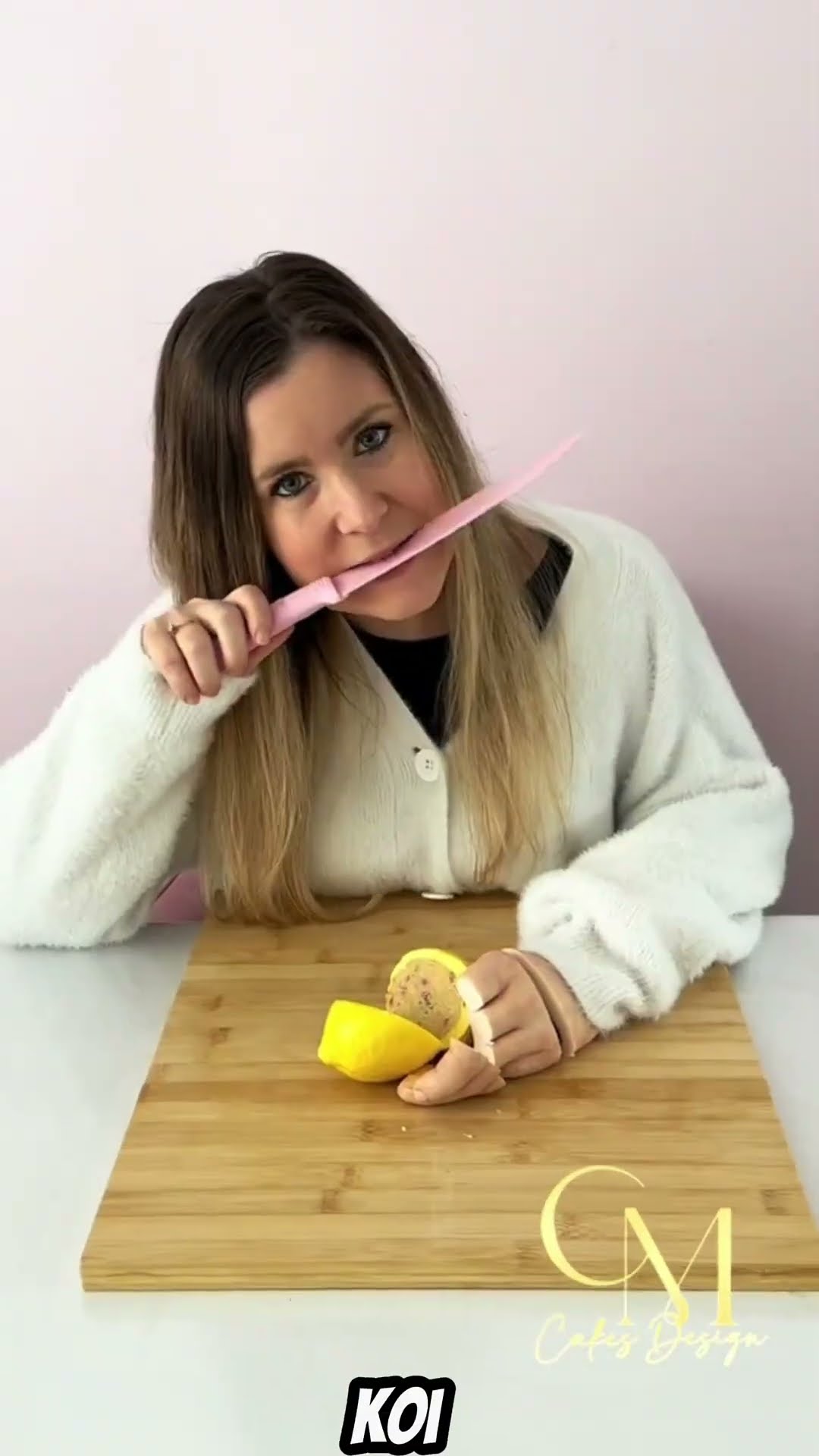 Girl making realistic cake #shortvideo