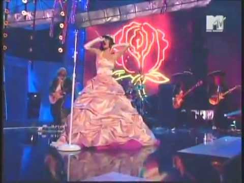 Katy Perry - I Kissed A Girl (Premios MTV latinoamerica 2008)