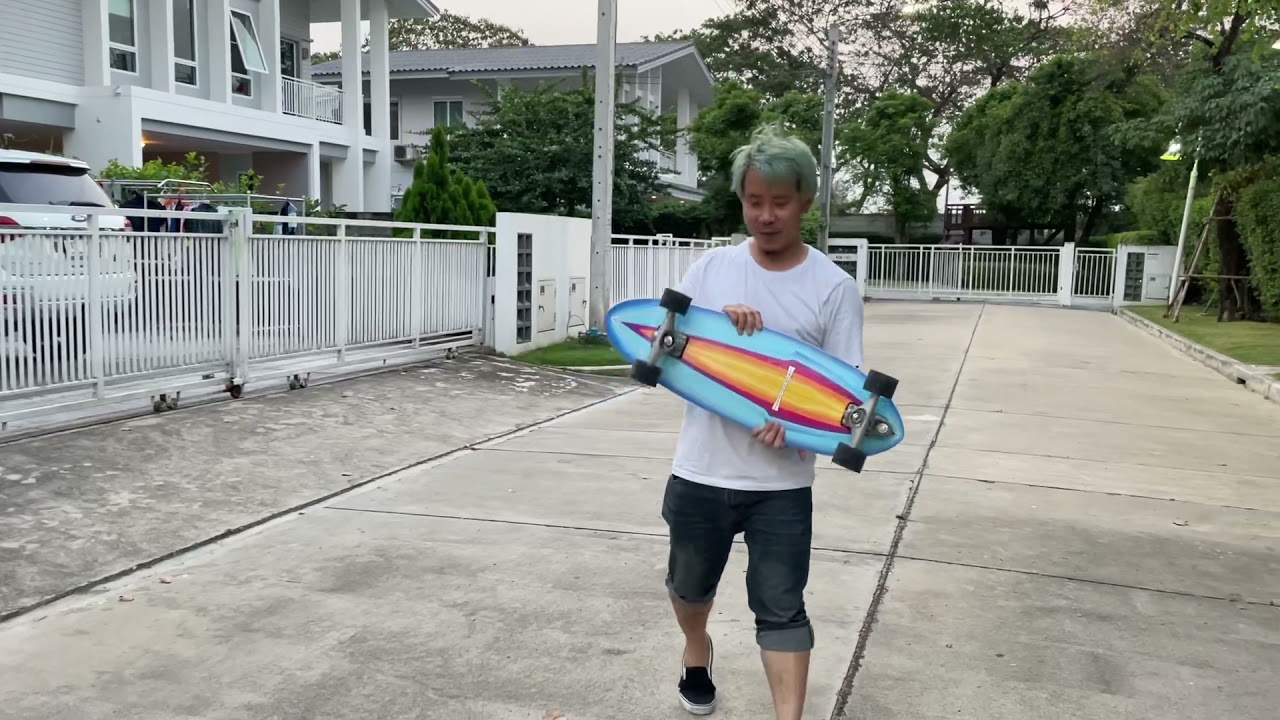 รีวิว Surf skate carver รุ่น blue haze - YouTube