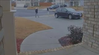 Manhunt still underway in Powder Springs after an alleged carjacking that led to a patrol car crash