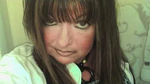 Valentine (Cover) Sung by Annette Carbone