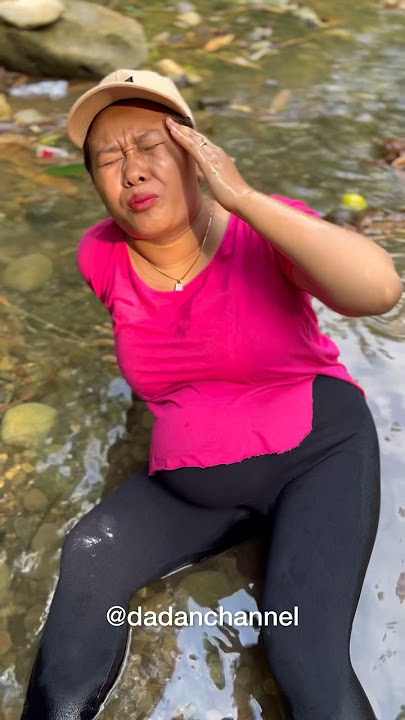 IBU HAMIL PINGSAN DI SUNGAI