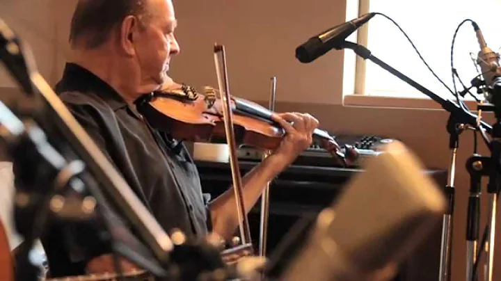 Bobby Hicks performs "Maiden's Prayer" in WUNC Studios