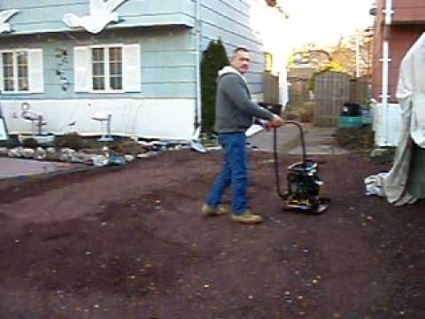 Bomag plate tamper 2003 with 5.5 HP Honda engine part one - YouTube