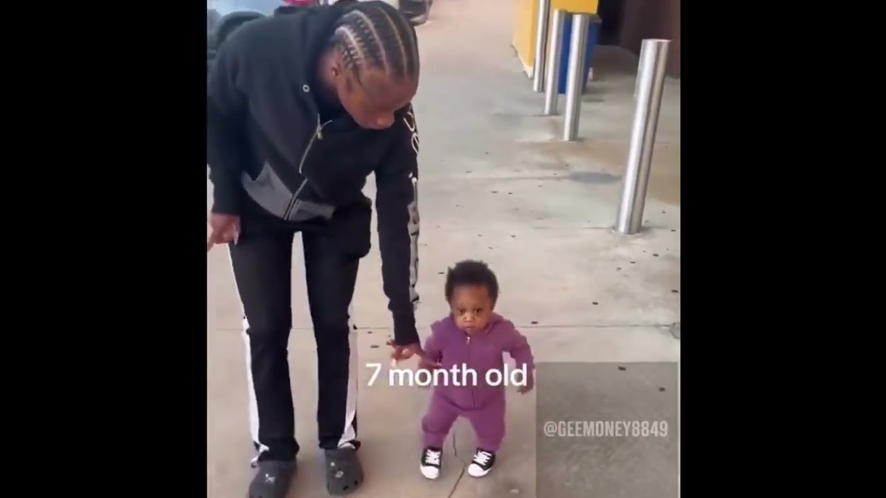 7 Month Old Baby Was Spotted Walking Like A Pro And Refused Mom S Help 