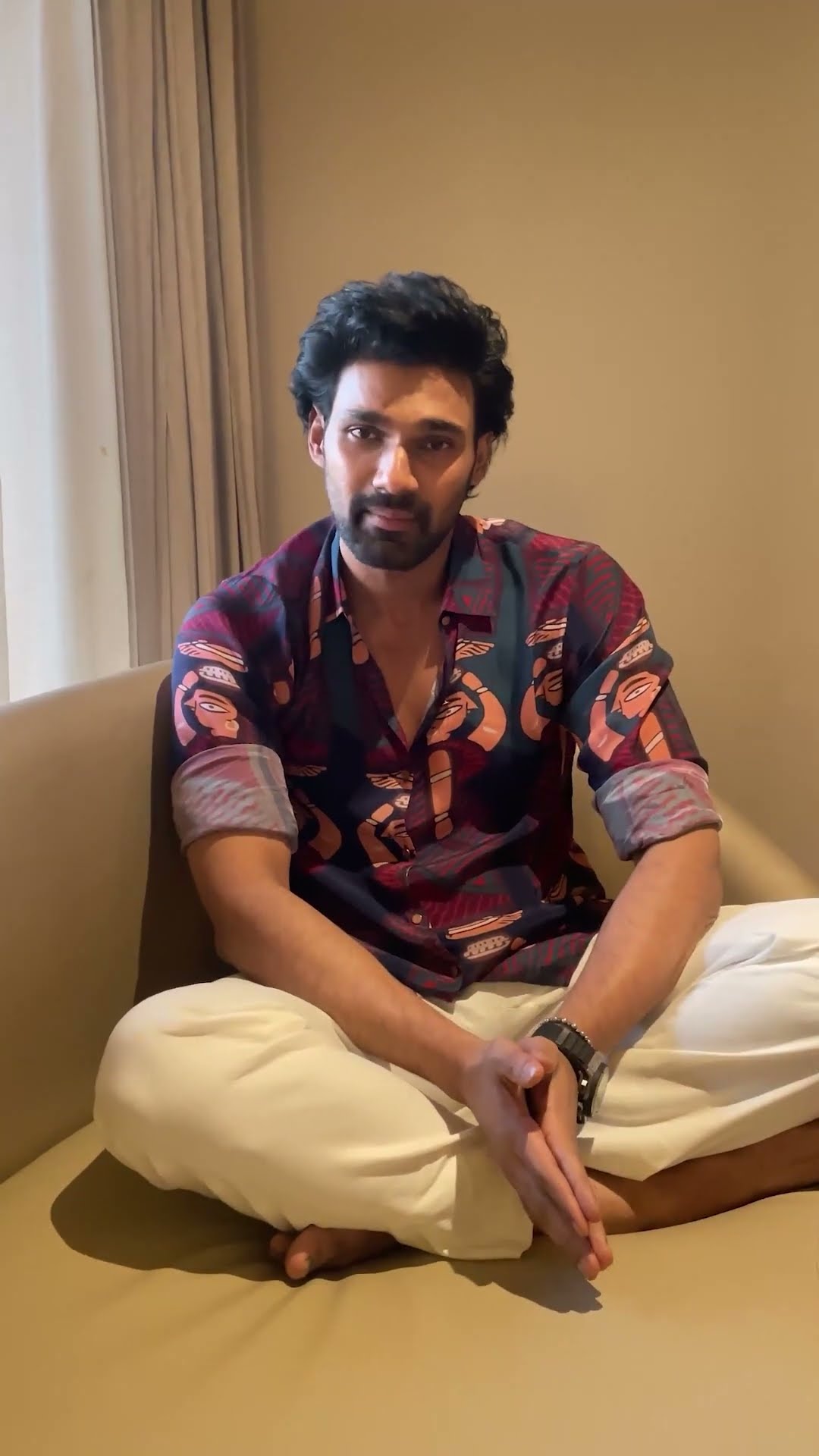 You have seen your favourite #SreenivasBellamkonda in action, now see him unfiltered All in 60 secs!
