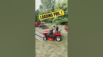 LOADING PRO..! PAUL KNOWS WHAT HE’S DOING PEOPLE. #moving #loading #easy