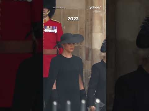 Meghan Markle's curtsy in 2017 vs 2022 | #shorts #yahooaustralia