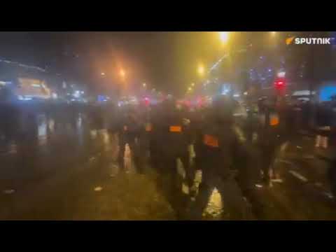 باخت فرانسه در فینال جام جهانی پاریس را به آشوب کشید