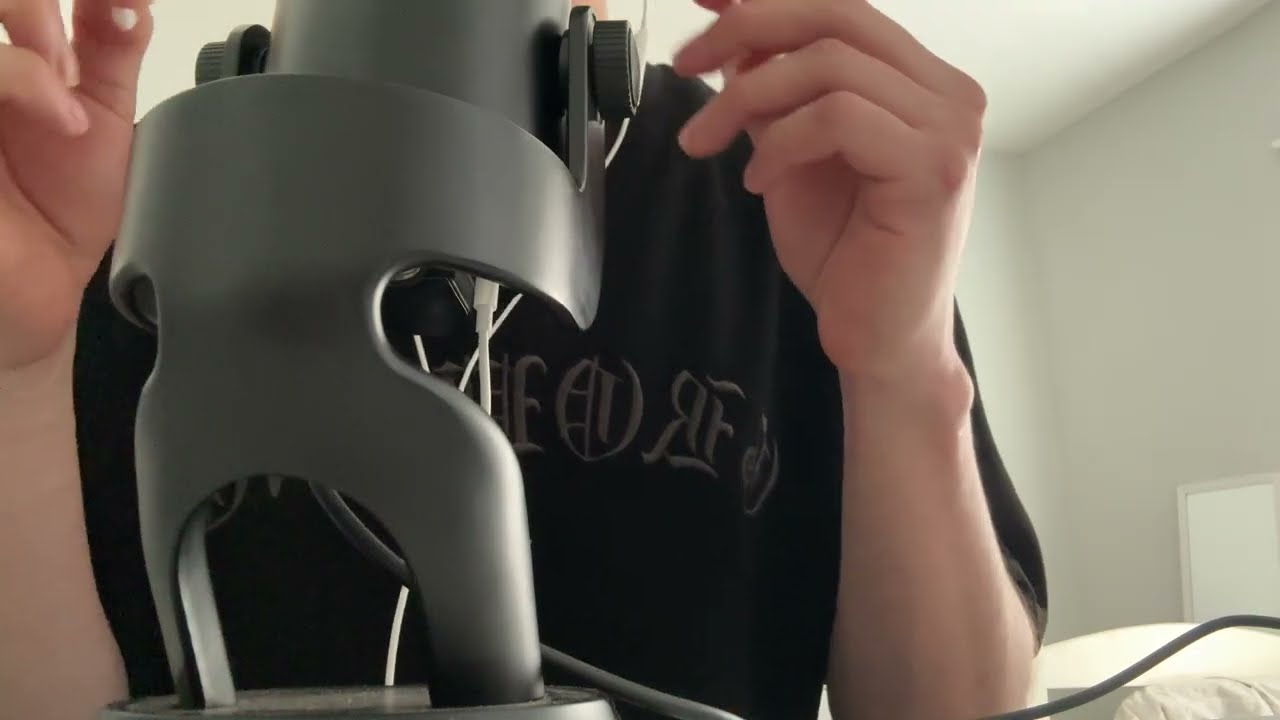 ASMR Limpieza de Oídos (SALE MAL) xd