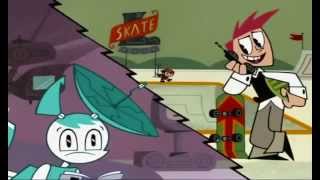 Uma Robô Adolescente - Abertura