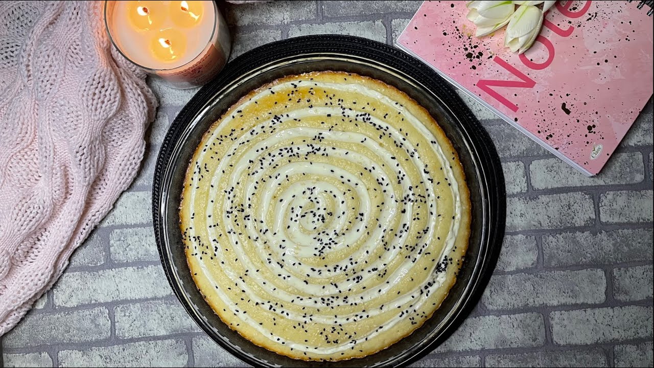 الكيكة الحلزونية بالجبن والعسل هشة و لذيذة جدا 👌💯😋