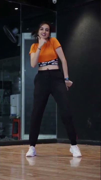 Lat Lag Gayee | Ishpreet Dang | Short Dance Video | Race 2 | Dancefit Live | Dancefit Live Shorts