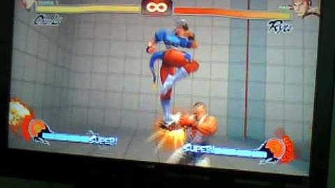 Street Fighter 4 - Beginner Chun-Li Strategy and Combos