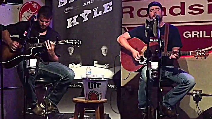 Brent Meece and Kyle Leonhardt at Roadside rockin'...