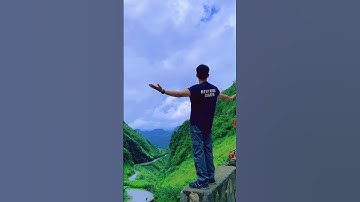 Điểm cực bắc Việt Nam - Cột cờ Lũng Cú