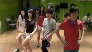 130725 'Call Me Maybe' dance practice Pt. 2