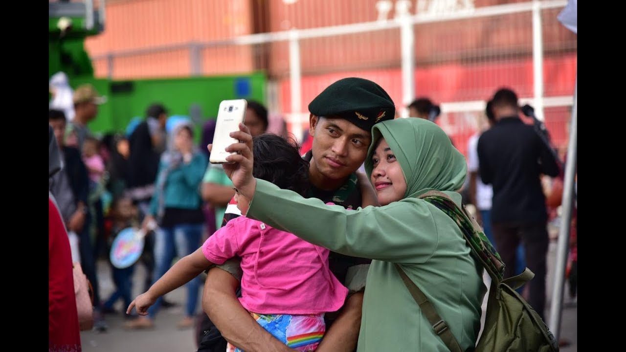 Gambar Kartun Tentara Dan Ibu Persit