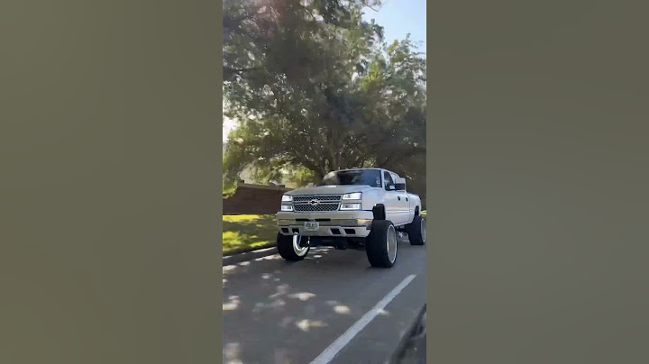 2005 Chevy 1500, 7-9” McGaughy’s lift with 26” AXE Wheels on 35” Tires! Owned by @whoss.Carlos