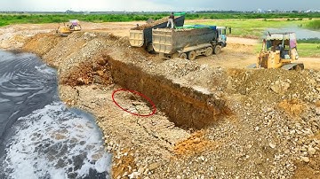 WOW! Amazing, Continue slide Repair Land BY Bulldozers KOMATSU Pushing rocks & 25T Dump Trucks rocks