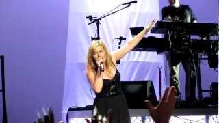 Kelly Clarkson - Mansfield, MA - Stronger - 8/25/12