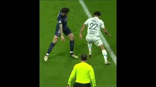 Yusuf Yazıcı prieš PSG.