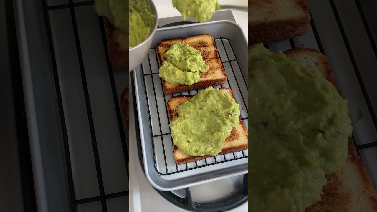 5 Minute Avocado Spread Shorts