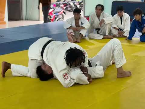 Osae Komi With Ude Garami