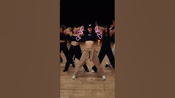 Rockstar - Lisa [Scribble Glow Animation] #lisa #lalisa #lisablackpink #kpop #kpopedit #kpopdance
