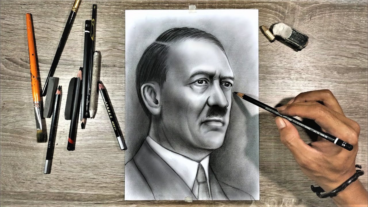 Menggambar sketsa  wajah Adolf Hitler dengan menggunakan 