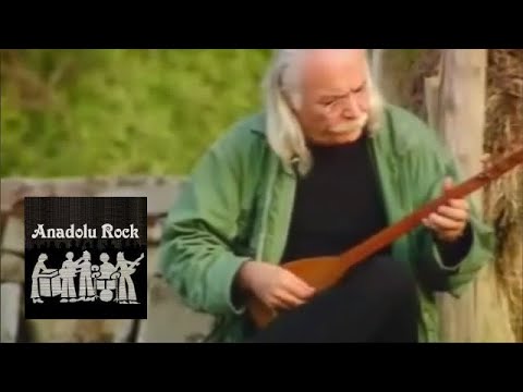 Cahit Berkay - Selvi Boylum Al Yazmalım