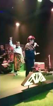 NINDY ELLESSE - KEMARIN /Cipt. Franky Sahilatua