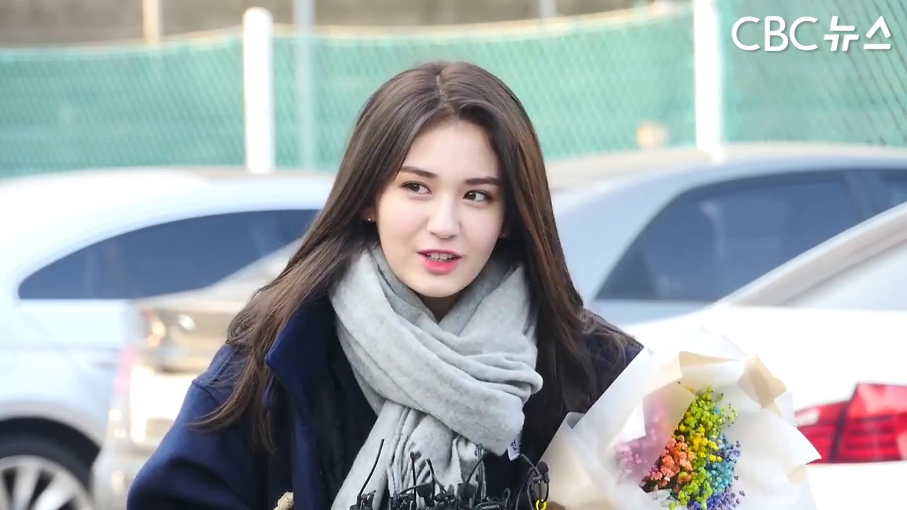 170203 Somi Middle School Graduation