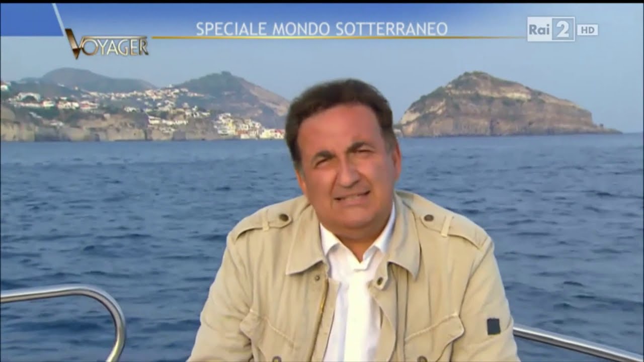 Voyager a Ischia   Il mito della Terra Cava - 3 agosto 2015