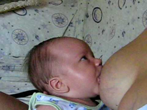 Video: Tegnene På At En Baby Ikke Tåler Morsmelk