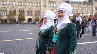 картинка: Москвада Манас гимни жаңырат с. Ашым Жакыпбек о. Д. Мамбетакунова 
