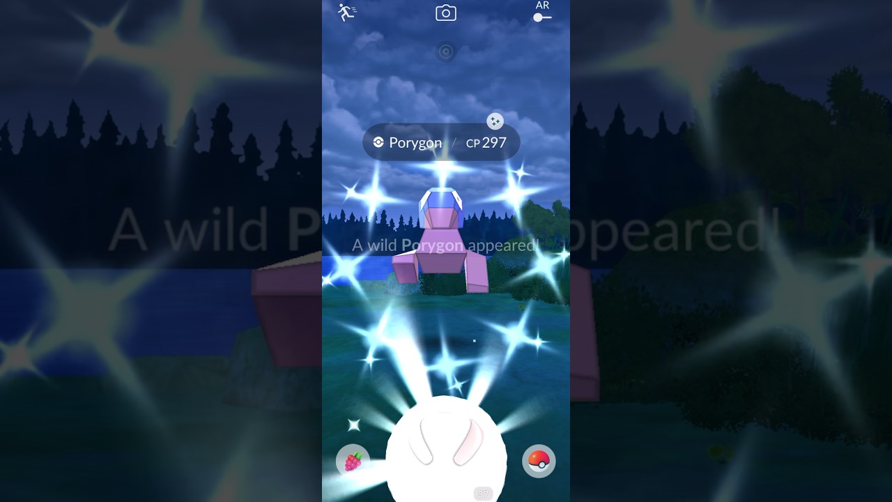 Catching a ✨SHINY✨ Porygon on Pokemon Go!