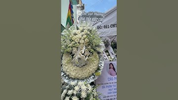 Bất Ngờ Việt Hương Đem Vòng Hoa Viếng Tang Lễ Ngọc Trinh #ngoctrinh #viethuong #toanvlog